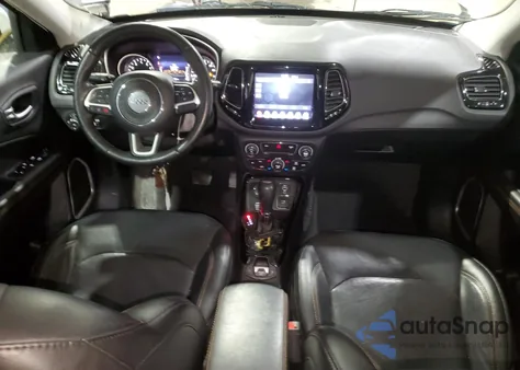 2019 Jeep Compass Limited из США, поврежденный, VIN 3C4NJDCB2KT683011